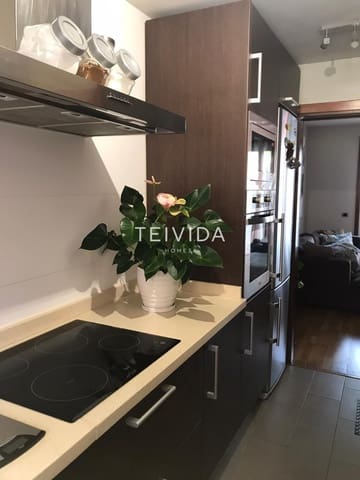 Maison de Ville de 2 chambres à louer à Santa Cruz de Tenerife avec piscine garage - 1 400 € (Ref: 9528501)