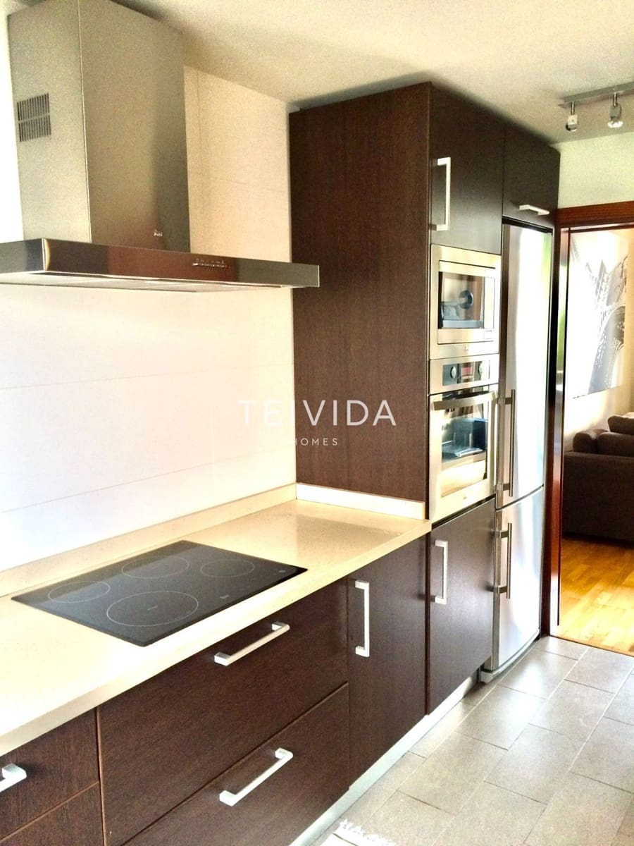 Maison de Ville de 2 chambres à louer à Santa Cruz de Tenerife avec piscine garage - 1 400 € (Ref: 9528501)