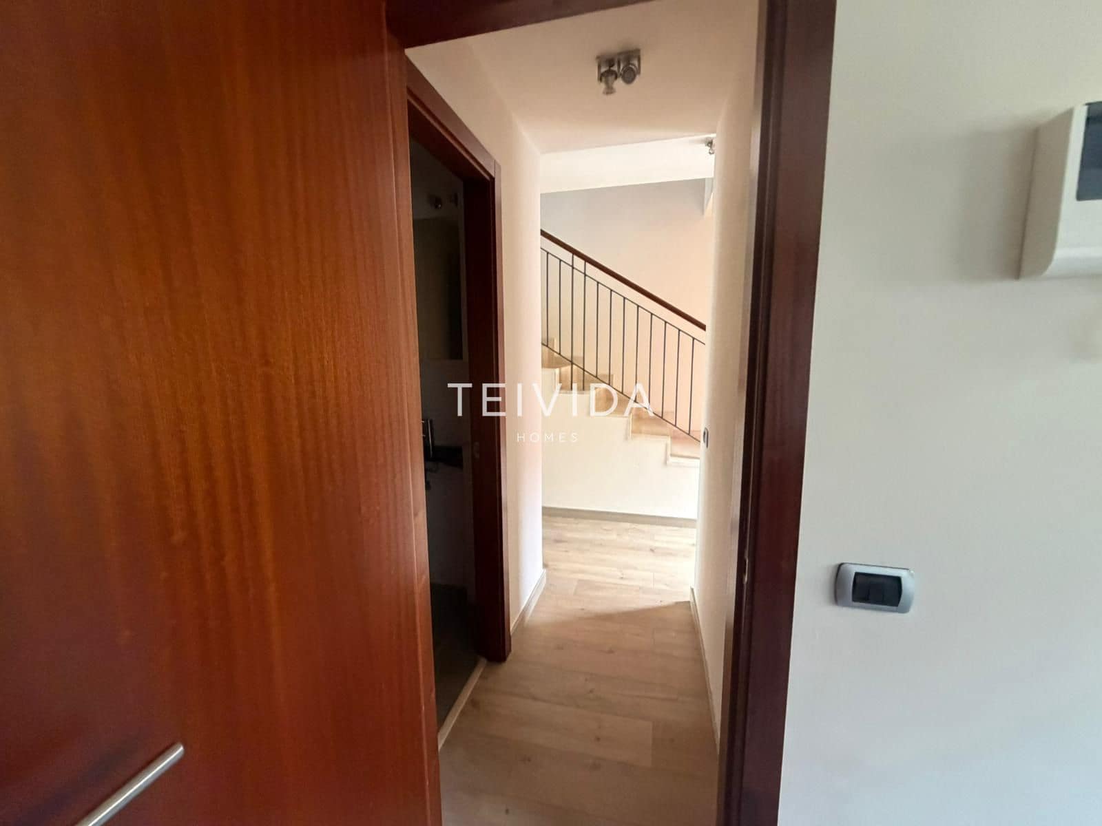 2 bedroom Townhouse for rent in Santa Ursula with pool garage - € 1,400 (Ref: 9528501)