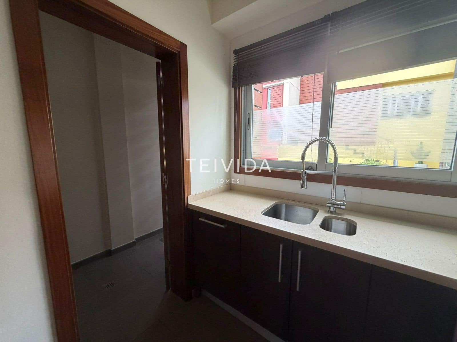 2 bedroom Townhouse for rent in Santa Ursula with pool garage - € 1,400 (Ref: 9528501)