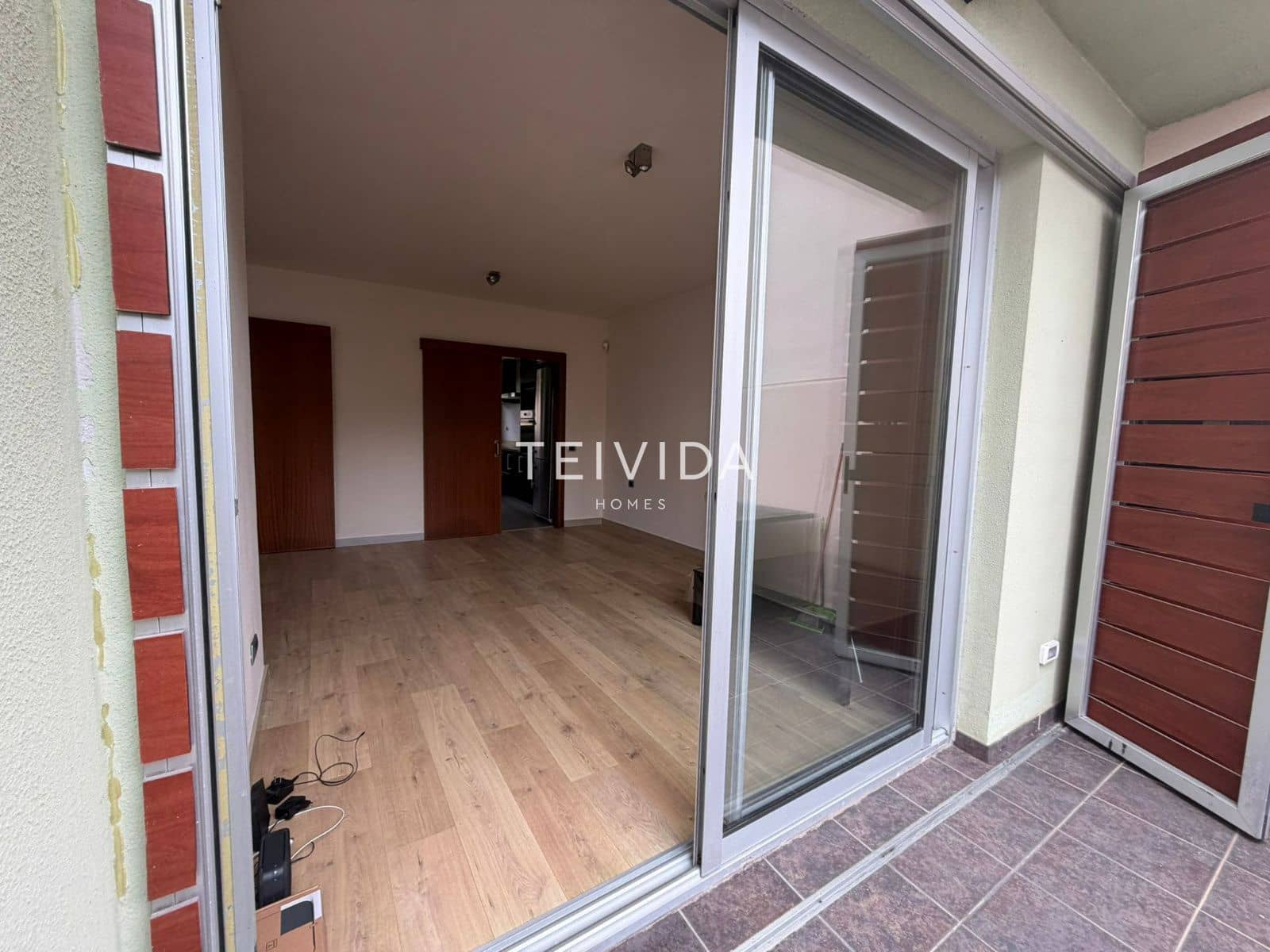 2 bedroom Townhouse for rent in Santa Ursula with pool garage - € 1,400 (Ref: 9528501)