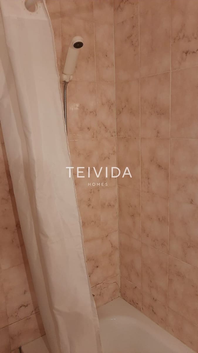 Leilighet til salgs i Costa Adeje med svømmebasseng - € 239 000 (Ref: 9528771)