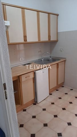 Leilighet til salgs i Costa Adeje, Adeje med svømmebasseng - € 239 000 (Ref: 9528771)