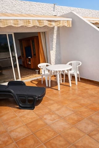 Leilighet til salgs i Costa Adeje, Adeje med svømmebasseng - € 239 000 (Ref: 9528771)