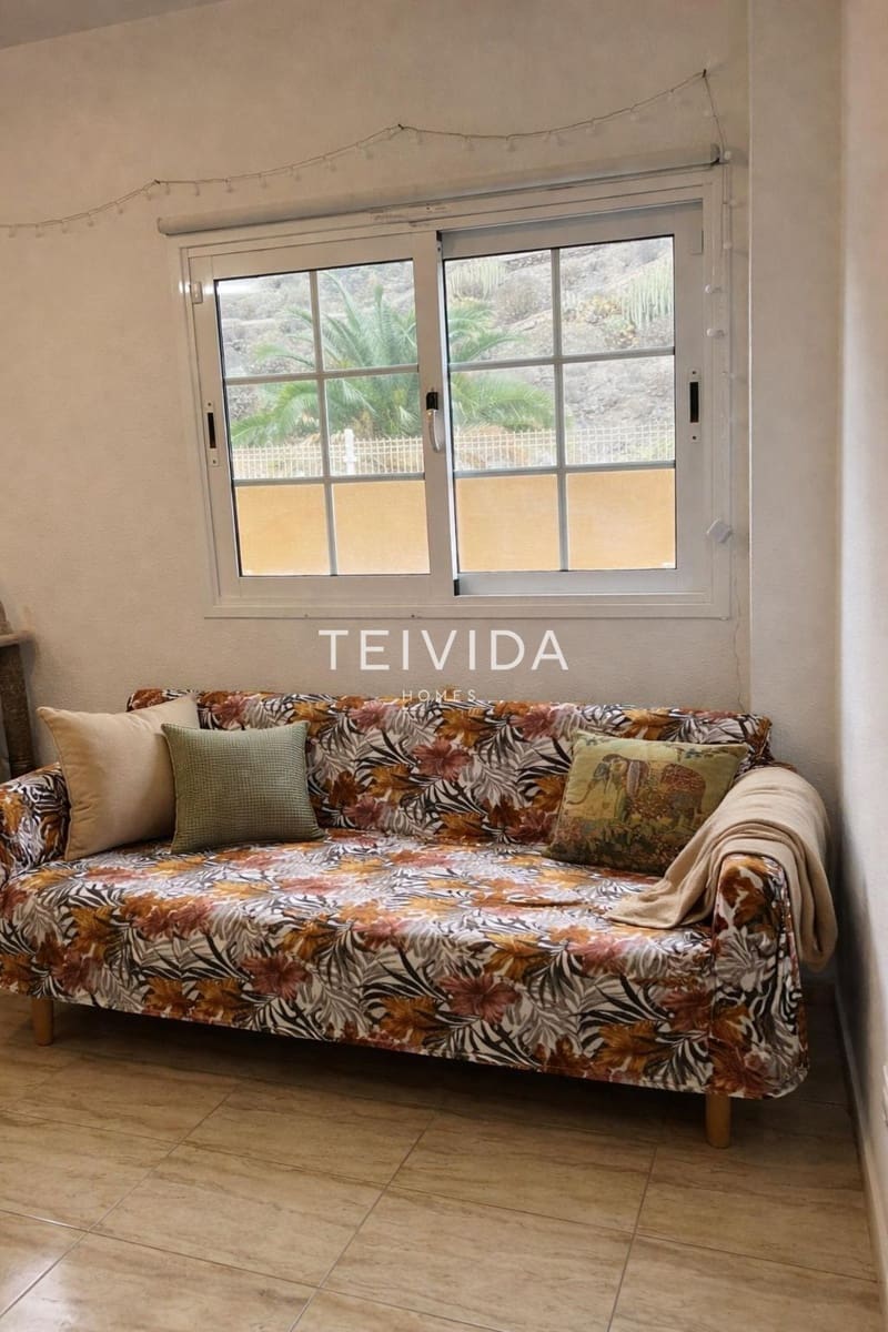 2 quarto Apartamento para arrendar em Arona com piscina garagem - 1 600 € (Ref: 9532176)