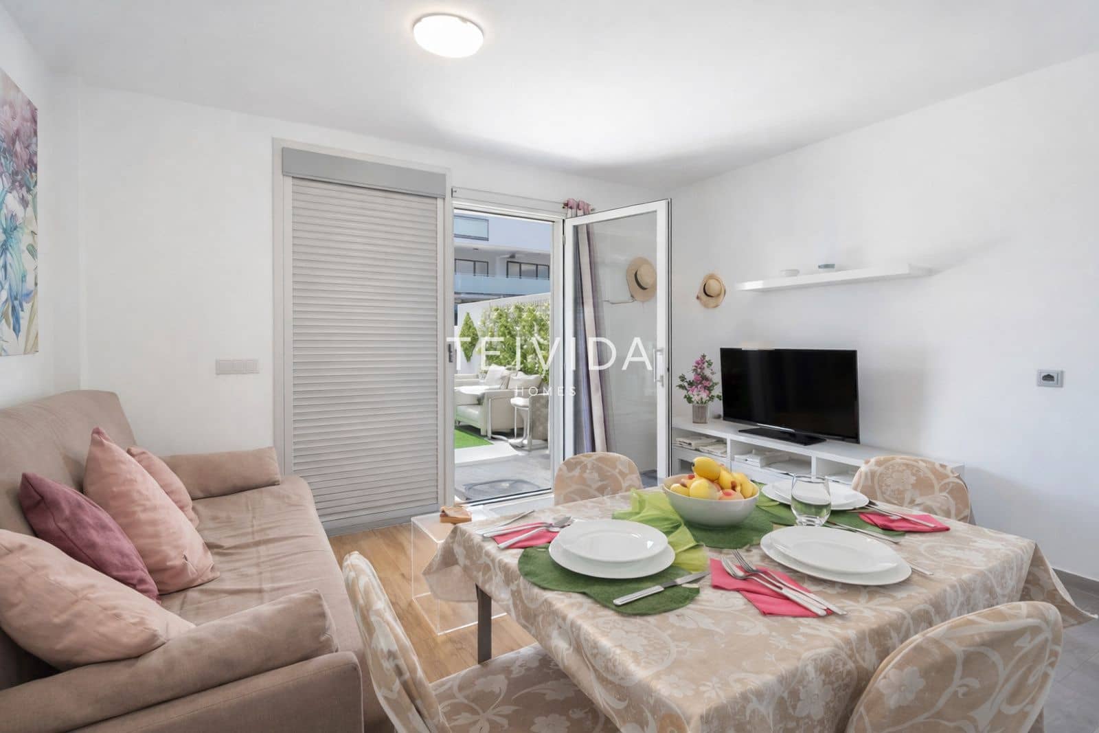 2 bedroom Flat for rent in Granadilla de Abona with pool garage - € 1,390 (Ref: 9532935)