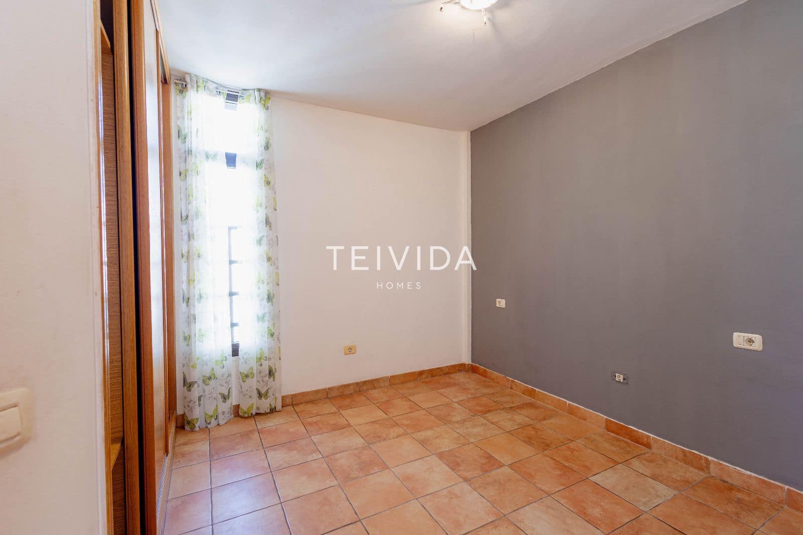 2 soverom Hus til salgs i Costa Adeje med svømmebasseng garasje - € 669 000 (Ref: 9539740)