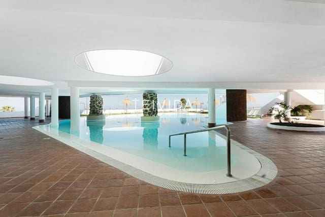 Penthouse til leje i Costa Adeje, Adeje med swimmingpool - € 950 (Ref: 9542624)