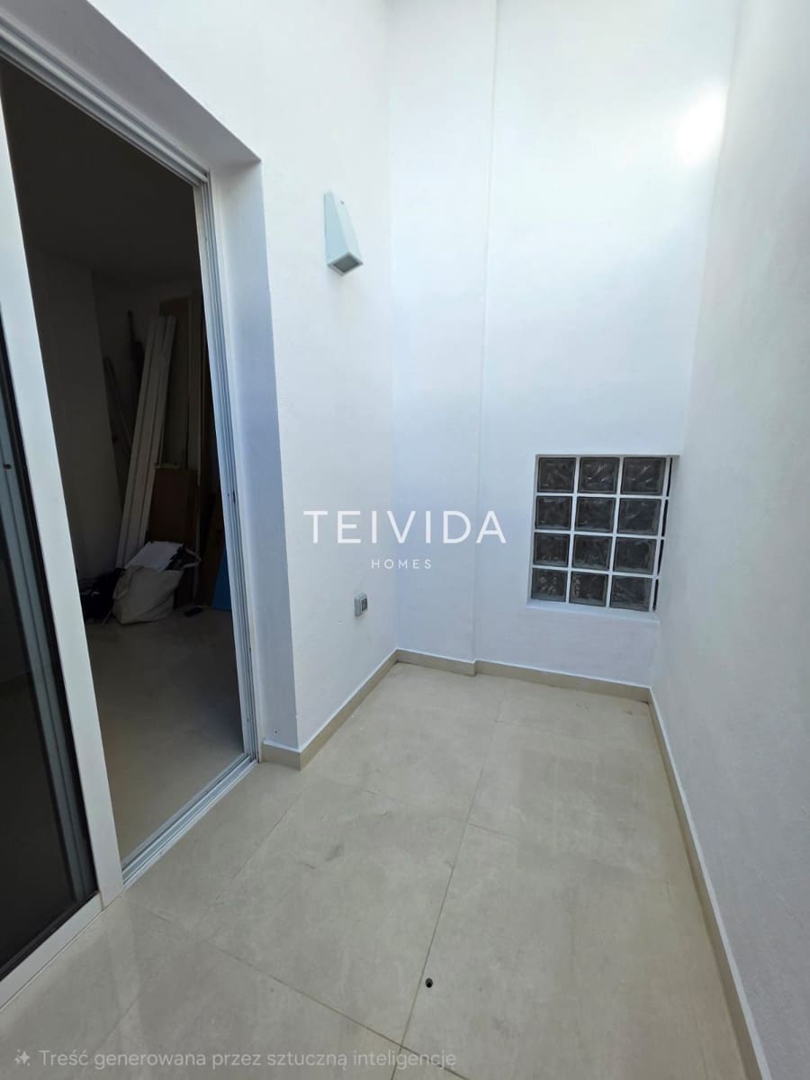 1 soverom Leilighet til salgs i Adeje - € 220 000 (Ref: 9547118)