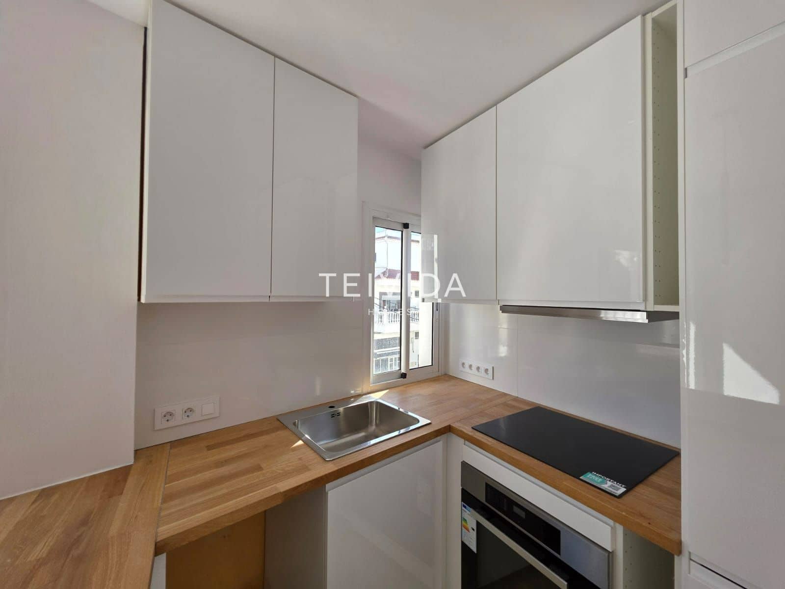 1 soverom Leilighet til salgs i Adeje - € 220 000 (Ref: 9547118)