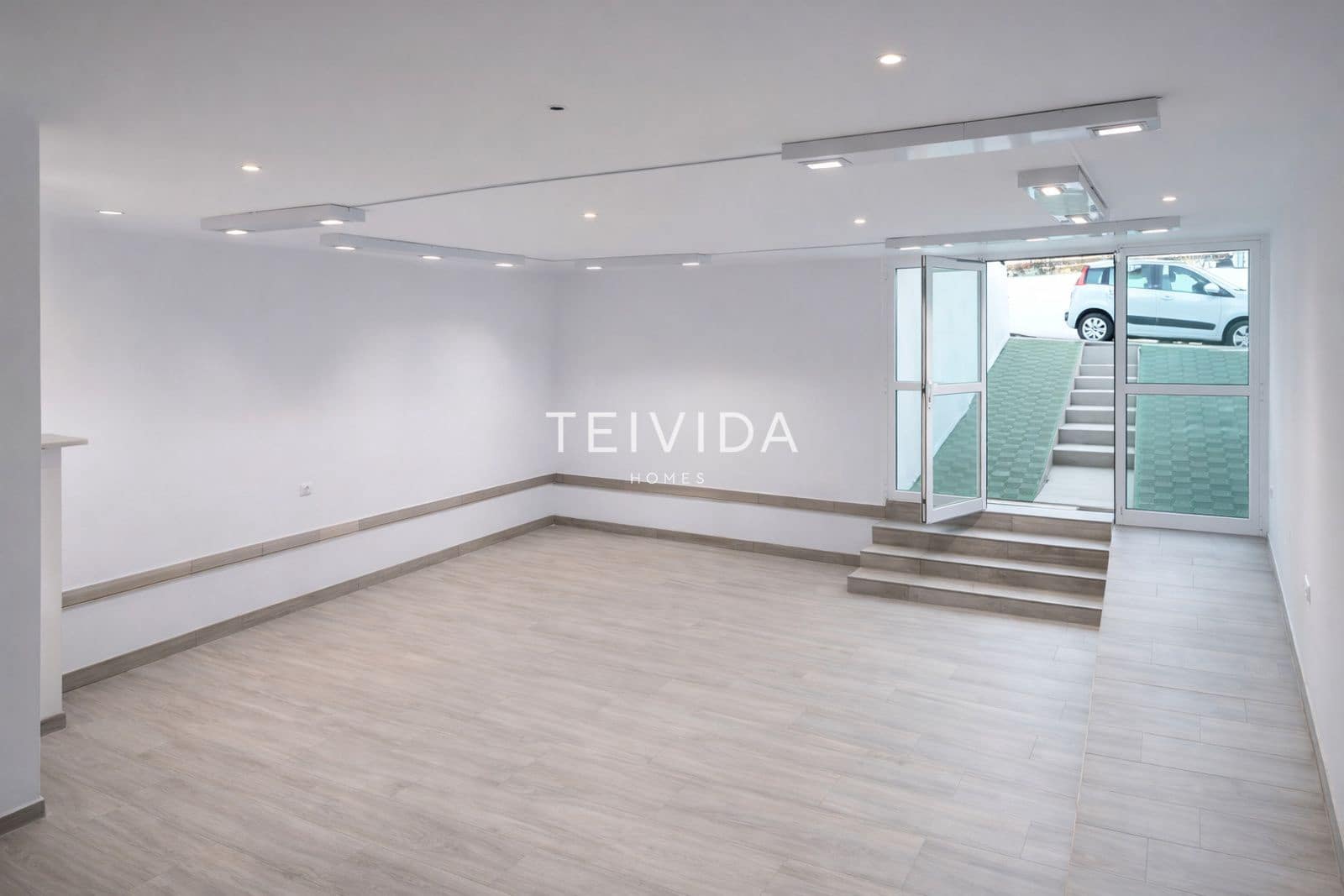 2 sypialnia Dom na sprzedaż w Adeje z basenem garażem - 650 000 € (Ref: 9550067)