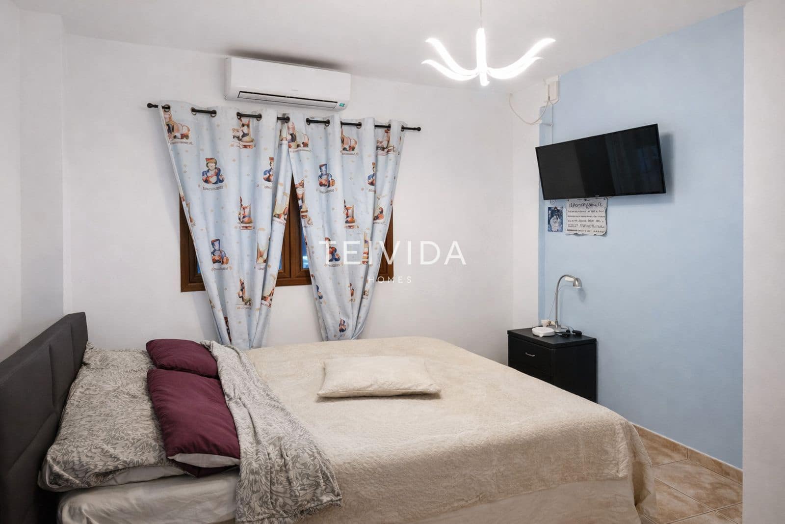 5 bedroom Townhouse for sale in Costa del Silencio - € 400,000 (Ref: 9559813)