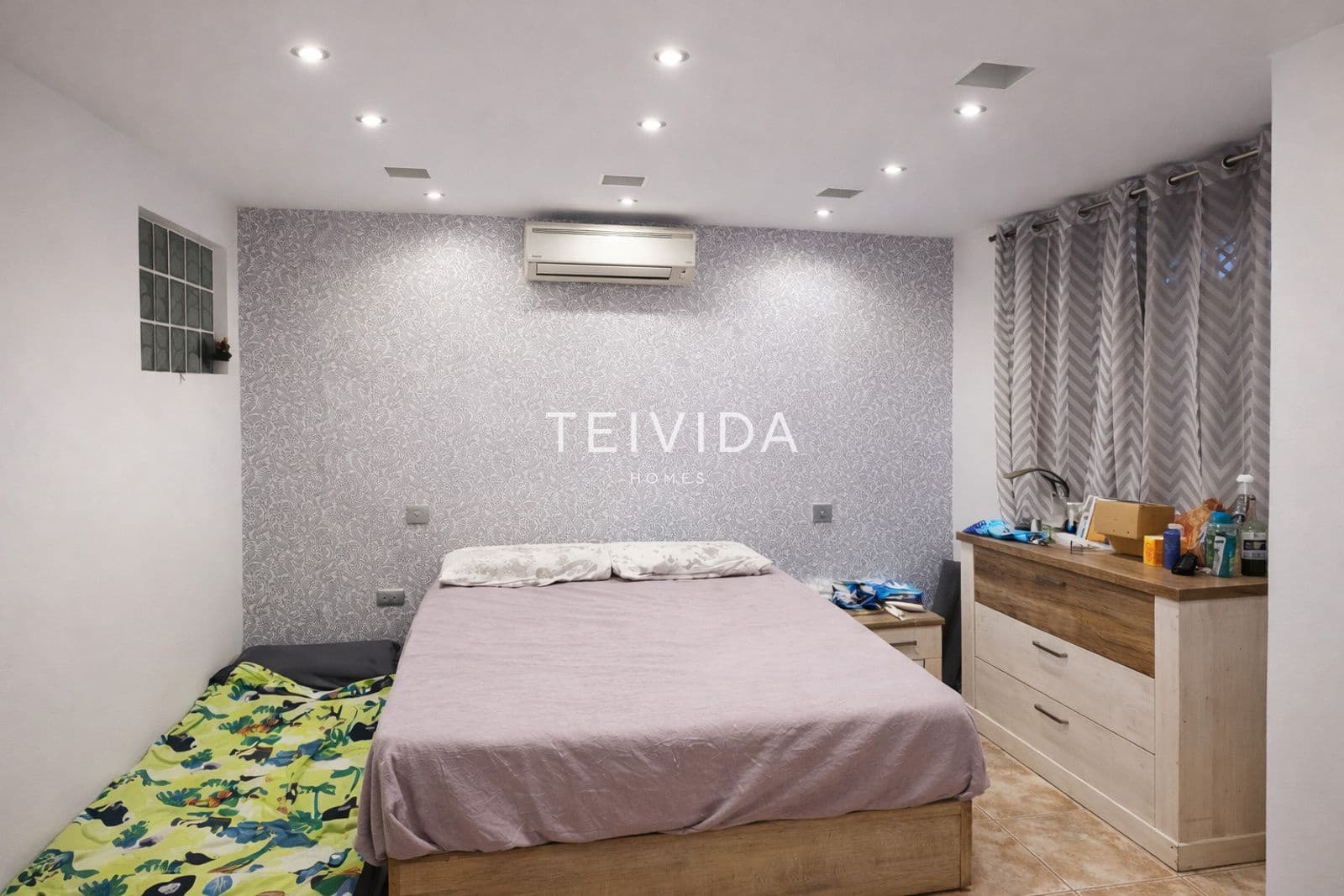 5 bedroom Townhouse for sale in Costa del Silencio - € 400,000 (Ref: 9559813)