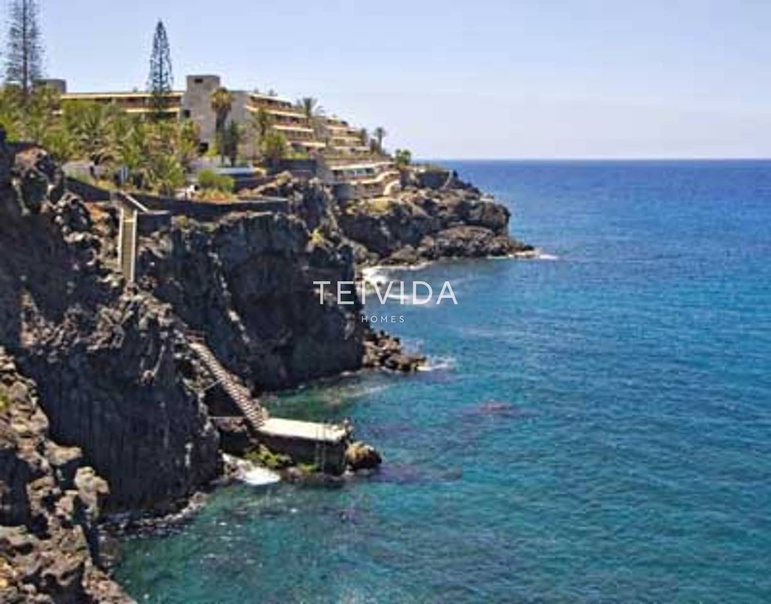 5 bedroom Townhouse for sale in Costa del Silencio - € 400,000 (Ref: 9559813)