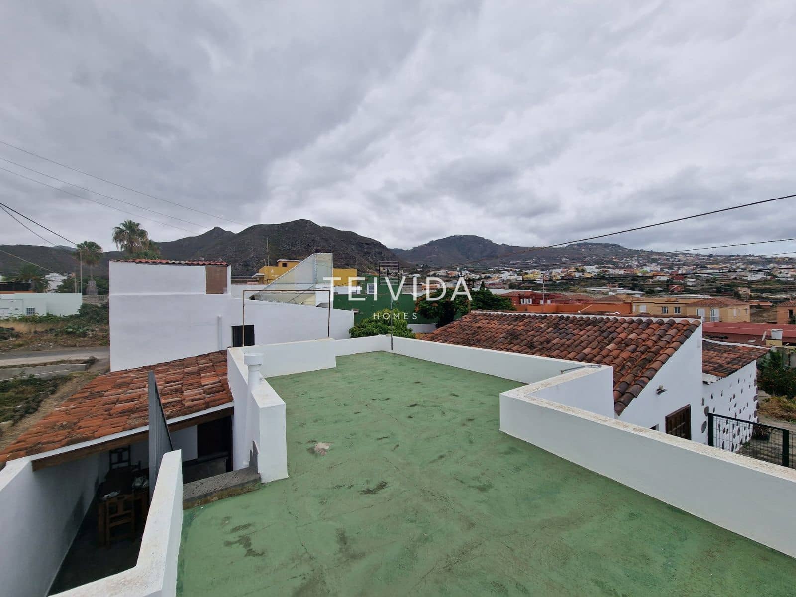 3 slaapkamer Villa te huur in San Cristobal de La Laguna met garage - € 1.400 (Ref: 9566551)