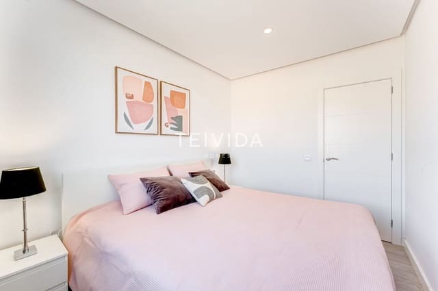 3 sypialnia Mieszkanie na sprzedaż w Adeje z basenem garażem - 660 000 € (Ref: 9585137)