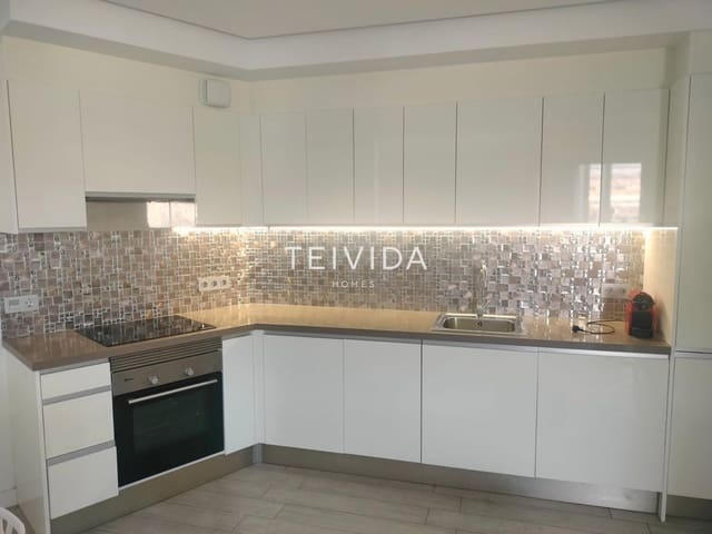 3 sypialnia Mieszkanie na sprzedaż w Adeje z basenem garażem - 660 000 € (Ref: 9585137)