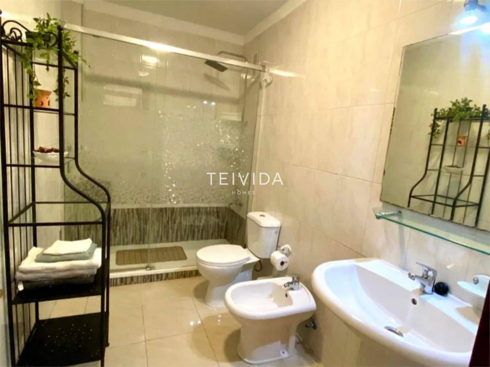 2 sovrum Lägenhet till salu i Playa Paraiso med pool - 285 000 € (Ref: 9596855)