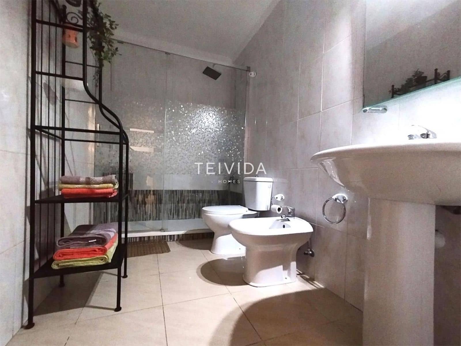 2 sovrum Lägenhet till salu i Playa Paraiso med pool - 285 000 € (Ref: 9596855)