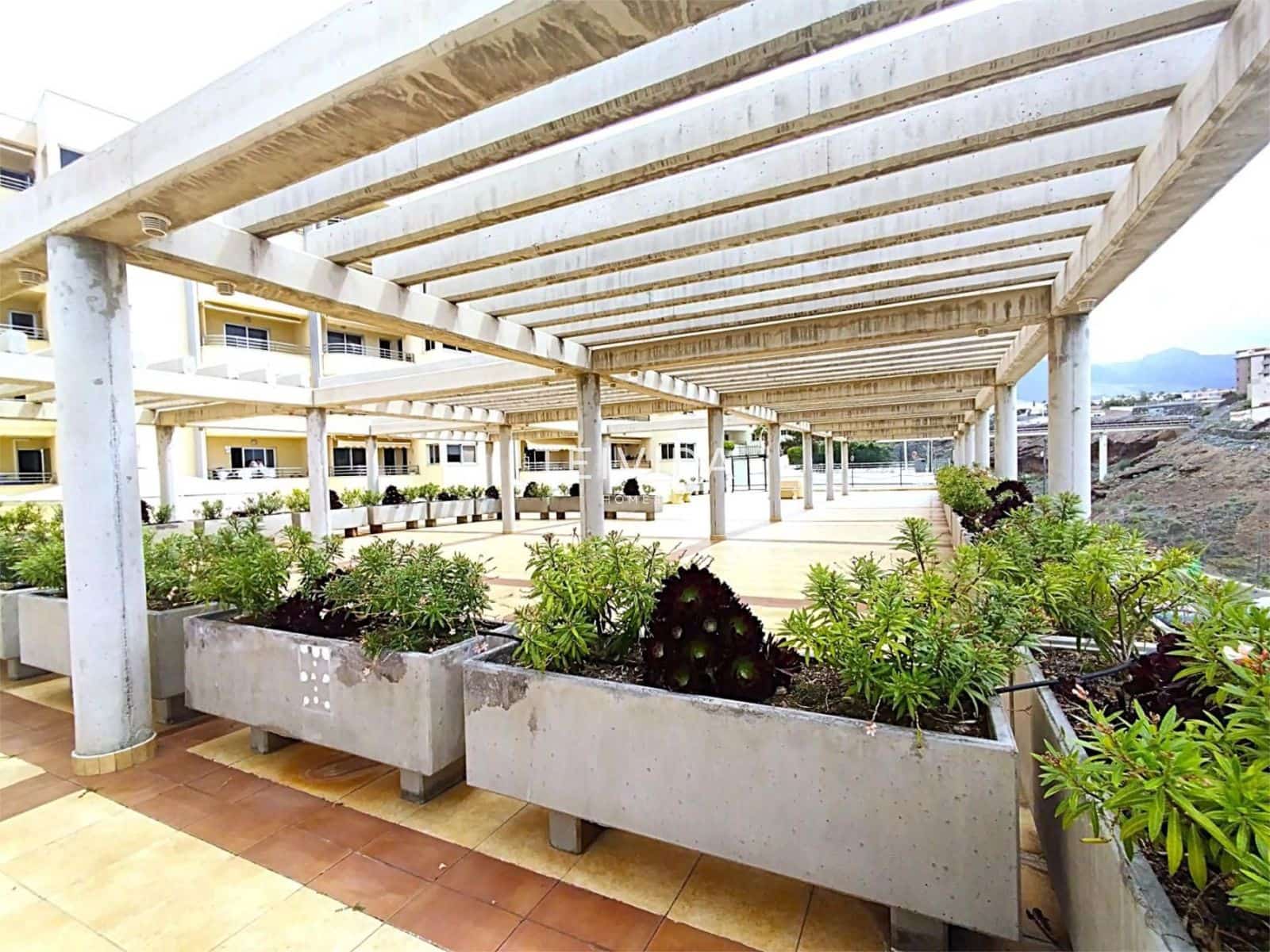 2 sovrum Lägenhet till salu i Playa Paraiso med pool - 285 000 € (Ref: 9596855)