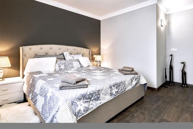 2 quarto Apartamento para venda em Torviscas, Adeje com piscina - 345 000 € (Ref: 9598461)