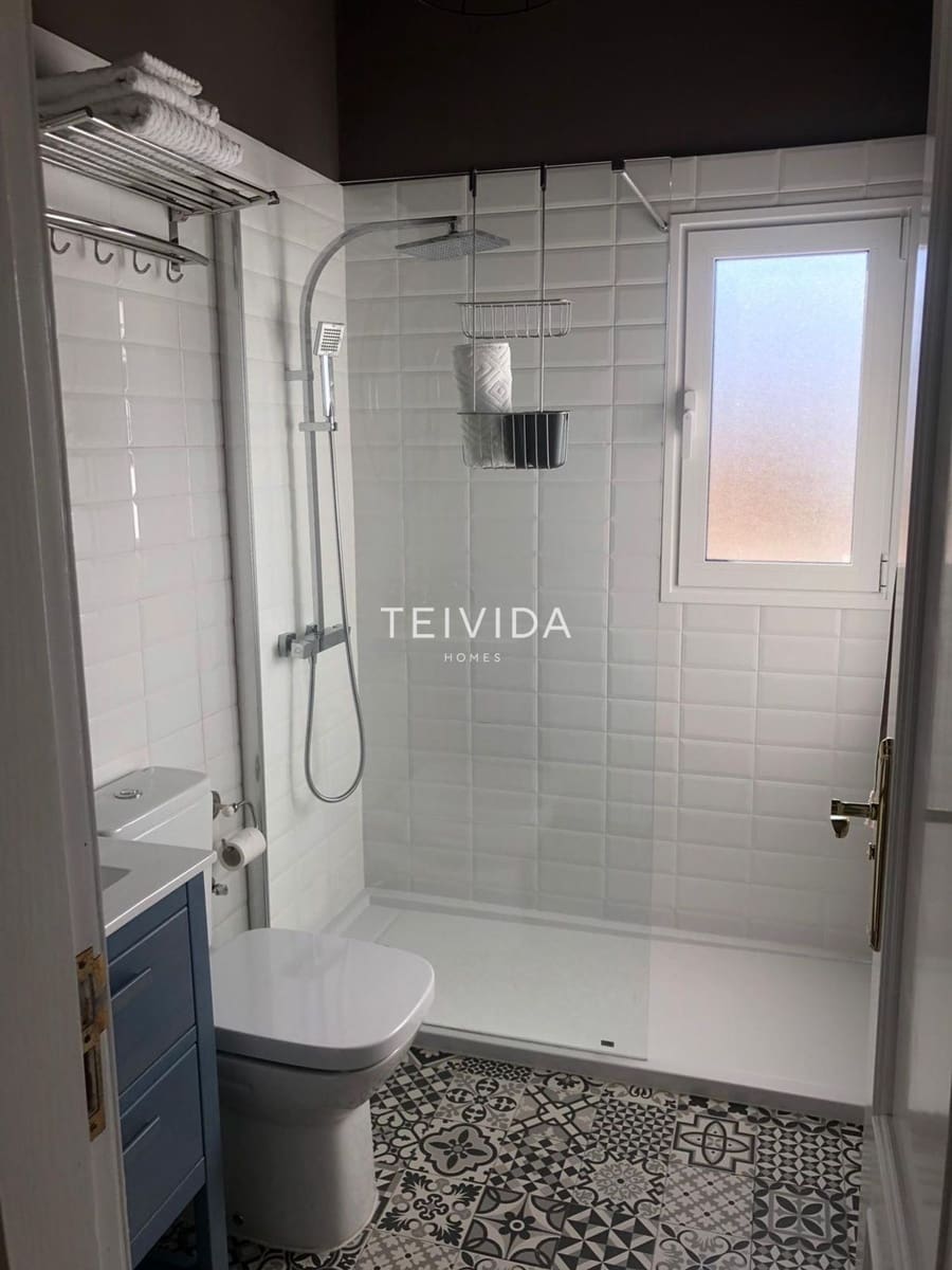 Piso de 2 habitaciones en San Miguel de Abona en venta - 179.000 € (Ref: 9603584)