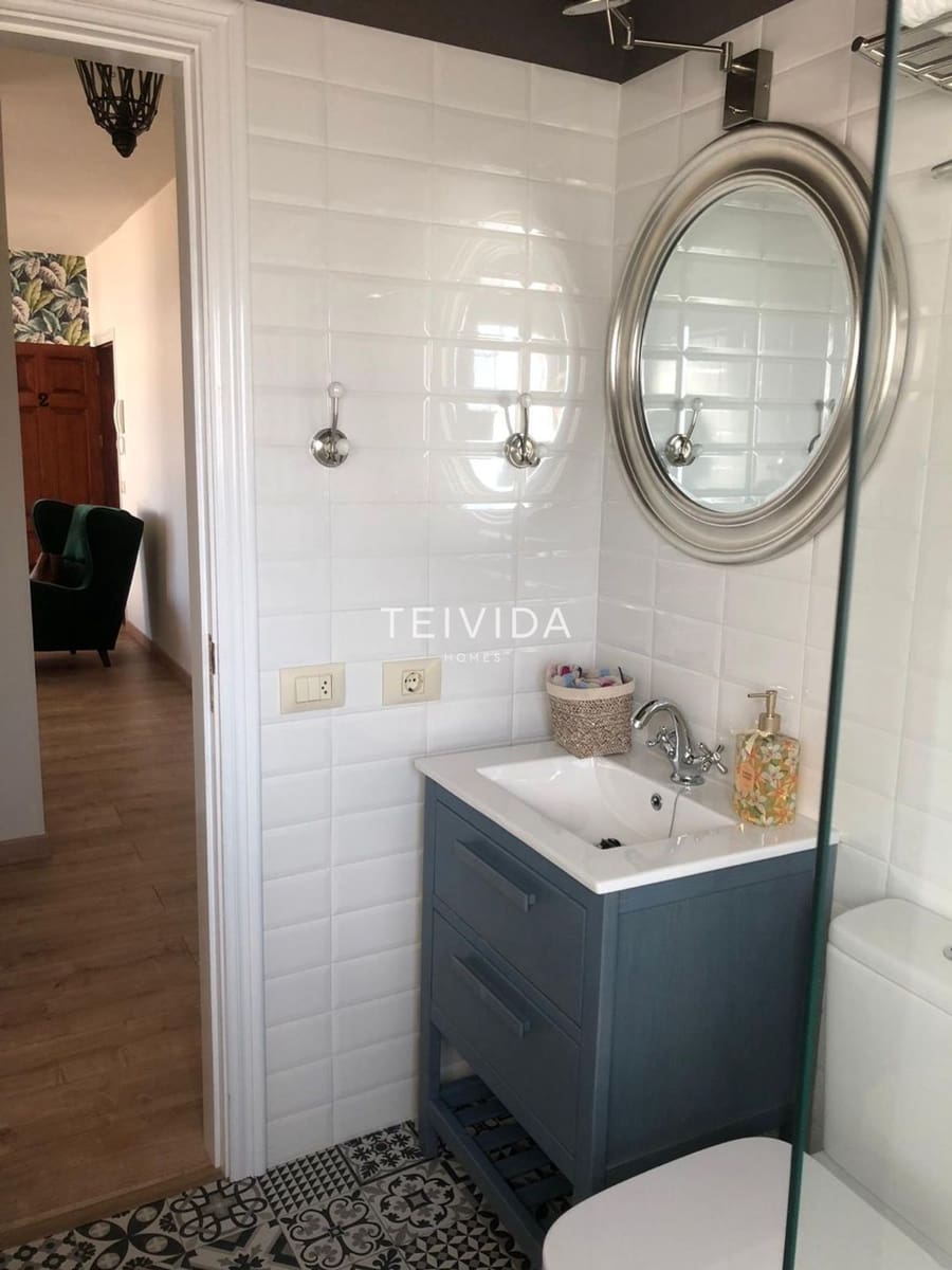 Piso de 2 habitaciones en San Miguel de Abona en venta - 179.000 € (Ref: 9603584)