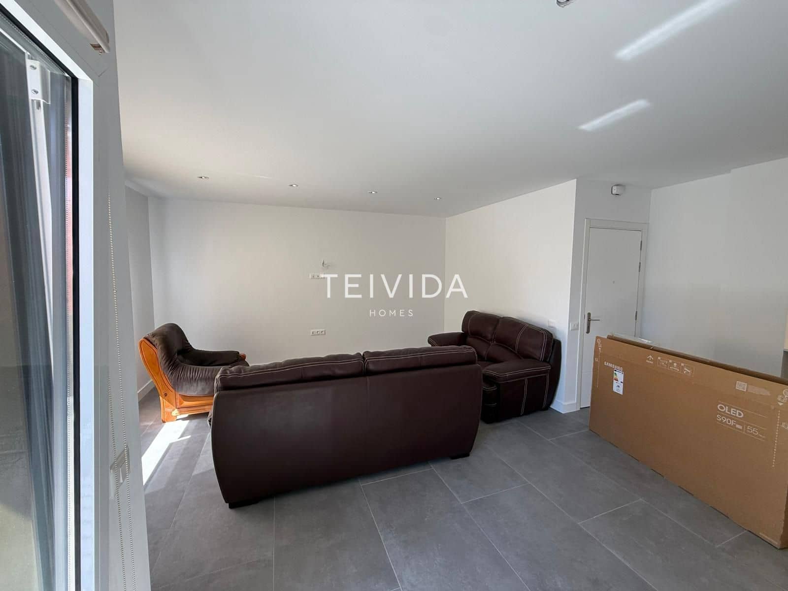 Piso de 3 habitaciones en Santa Cruz de Tenerife en alquiler - 1.500 € (Ref: 9606341)