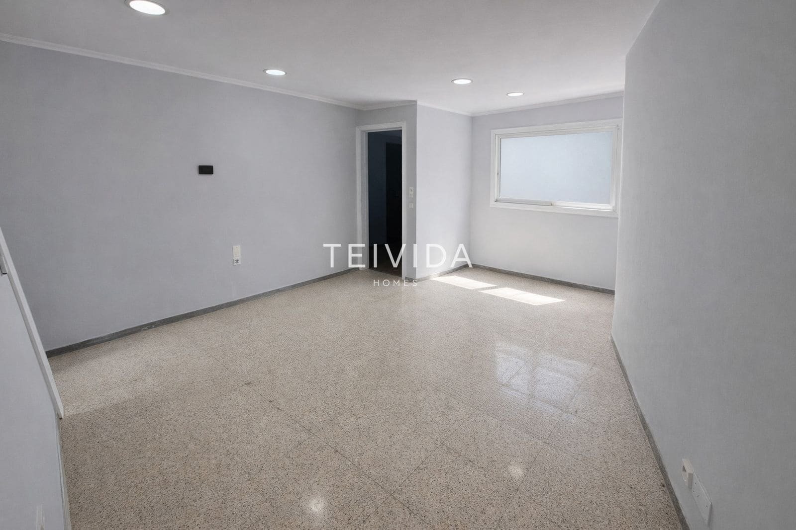 3 sovrum Restaurang/Bar till salu i Granadilla de Abona - 325 000 € (Ref: 9606698)