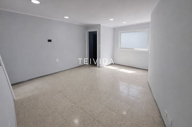 3 sovrum Restaurang/Bar till salu i Granadilla de Abona - 325 000 € (Ref: 9606698)