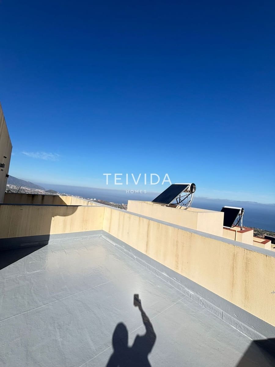 2 bedroom Flat for rent in Santa Cruz de Tenerife with garage - € 1,100 (Ref: 9606835)