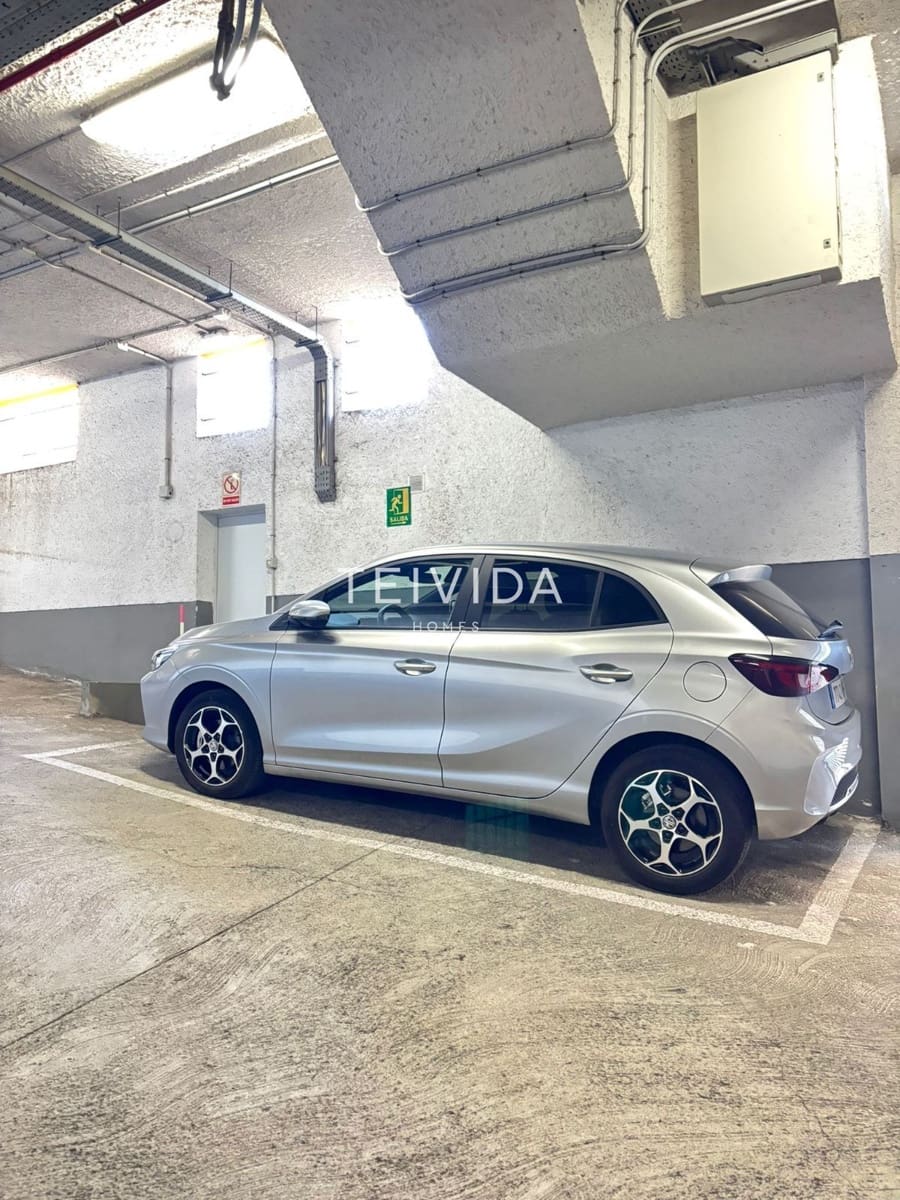 2 bedroom Flat for rent in Santa Cruz de Tenerife with garage - € 1,100 (Ref: 9606835)