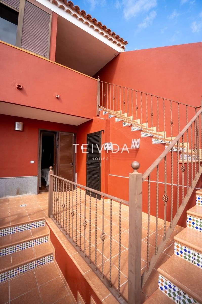 3 slaapkamer Flat te koop in El Madronal met zwembad garage - € 490.000 (Ref: 9609933)