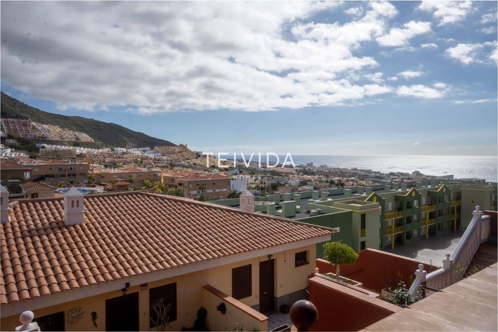 3 slaapkamer Flat te koop in El Madronal met zwembad garage - € 490.000 (Ref: 9609933)