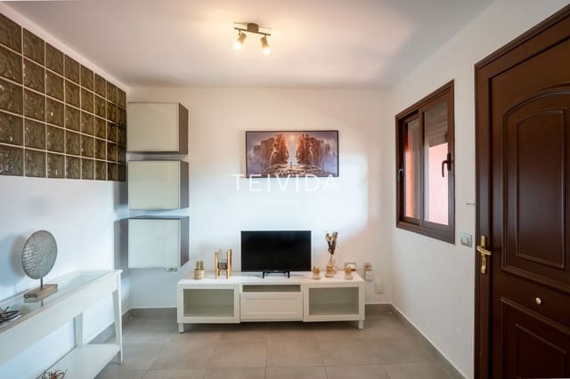 3 slaapkamer Flat te koop in El Madroñal, Adeje met zwembad garage - € 490.000 (Ref: 9609933)