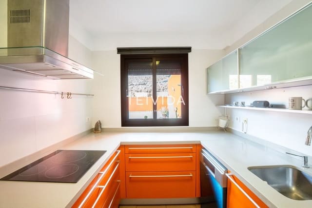 3 slaapkamer Flat te koop in El Madroñal, Adeje met zwembad garage - € 490.000 (Ref: 9609933)