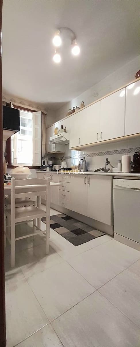 3 bedroom Villa for sale in Las Rosas (Las Galletas) with garage - € 399,900 (Ref: 9610607)