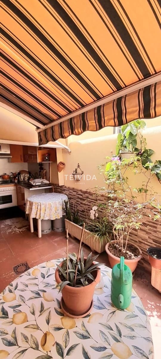 3 bedroom Villa for sale in Las Rosas (Las Galletas) with garage - € 399,900 (Ref: 9610607)