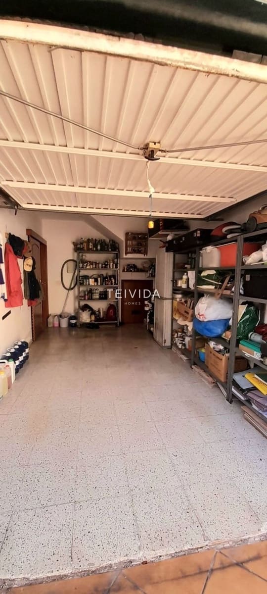 3 bedroom Villa for sale in Las Rosas (Las Galletas) with garage - € 399,900 (Ref: 9610607)