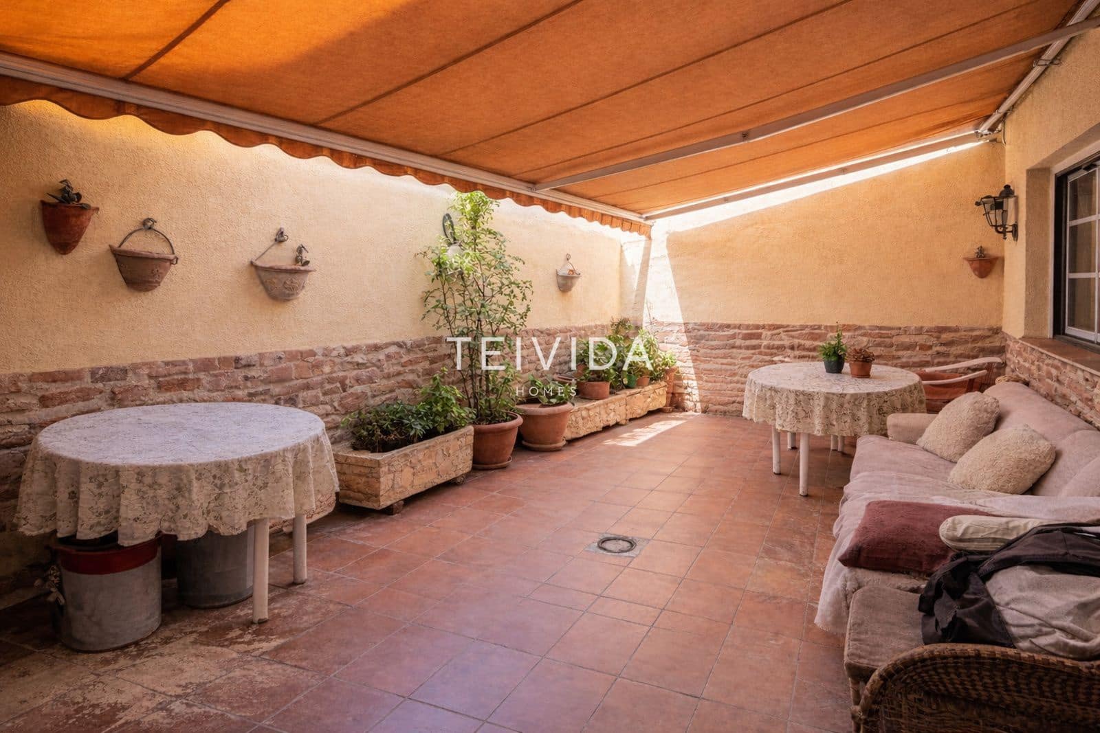 3 bedroom Villa for sale in Las Rosas (Las Galletas) with garage - € 399,900 (Ref: 9610607)