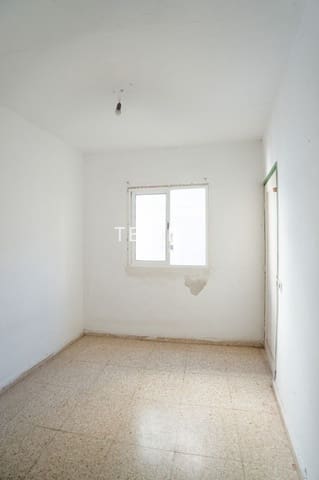 4 bedroom Restaurant/Bar for sale in Arona - € 250,000 (Ref: 9614181)