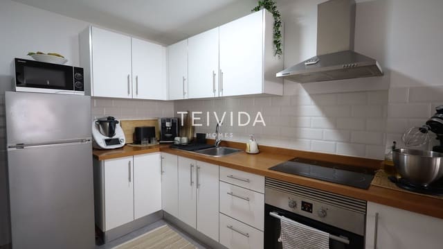 2 makuuhuone Asunto myytävänä paikassa Guía de Isora - 280 000 € (Ref: 9618446)