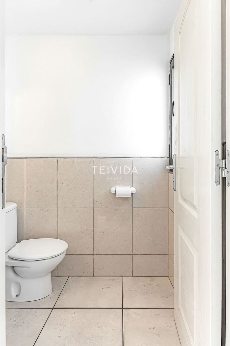 3 soverom Hus til salgs i Playa del Duque med svømmebasseng garasje - € 885 000 (Ref: 9626306)