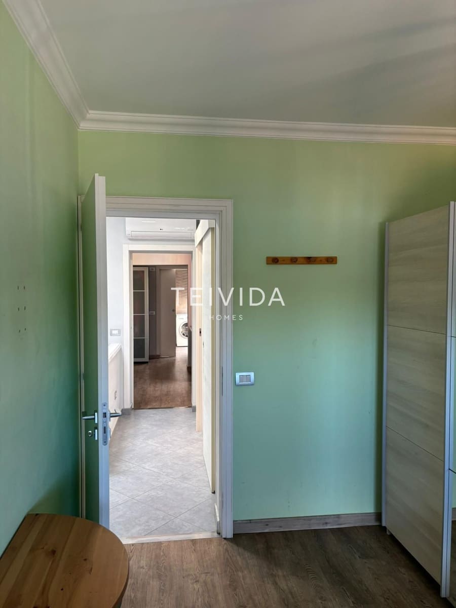 4 soveværelse Villa til salg i Las Rosas (Las Galletas) med garage - € 478.000 (Ref: 9626519)