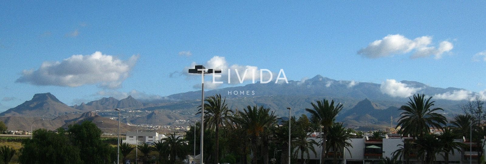 4 soveværelse Villa til salg i Las Rosas (Las Galletas) med garage - € 478.000 (Ref: 9626519)