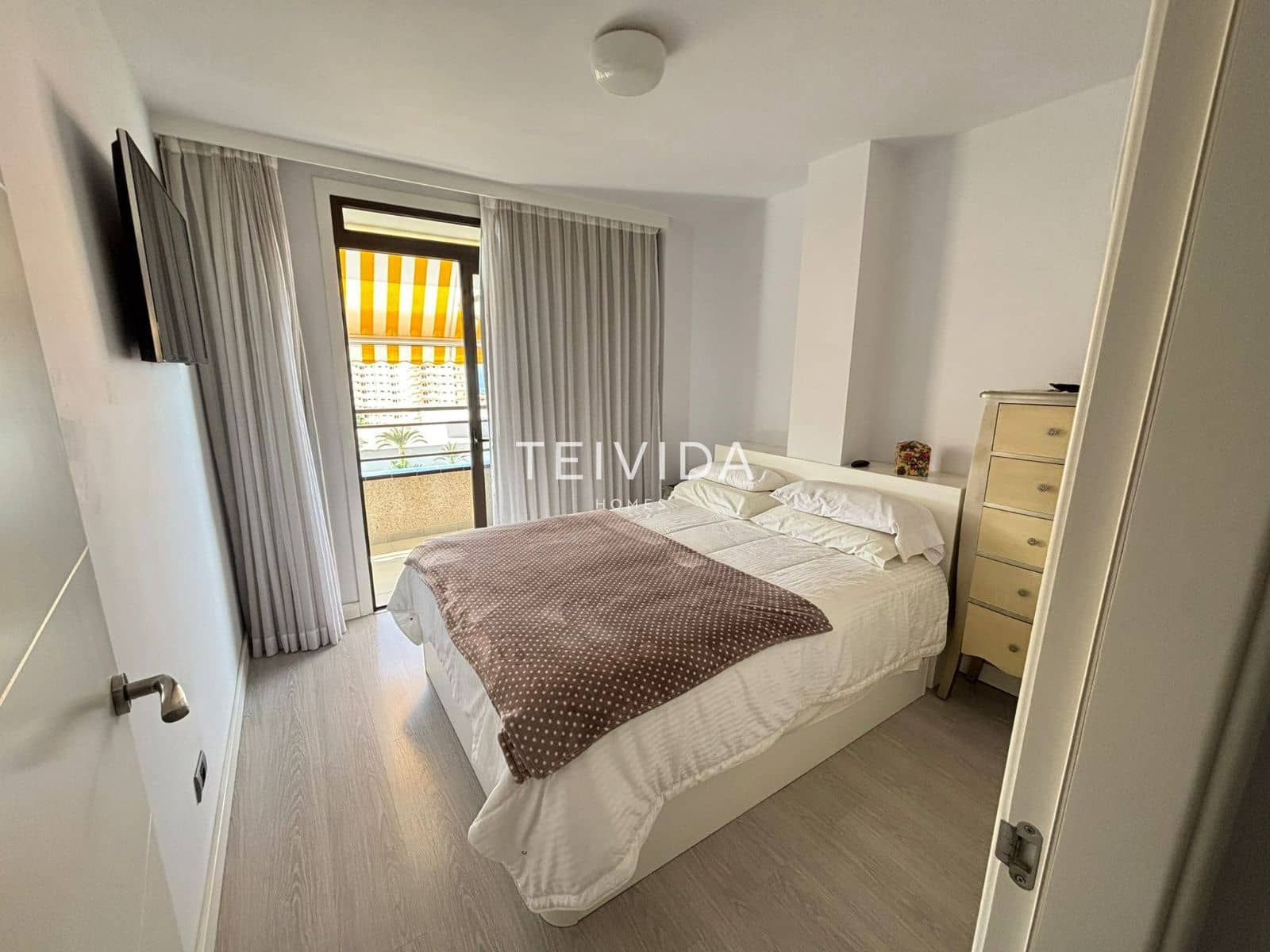 1 bedroom Flat for rent in Los Cristianos - € 1,400 (Ref: 9628143)