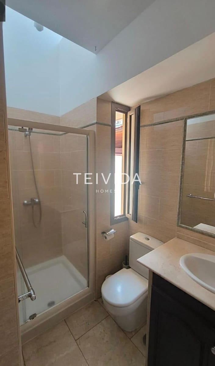 3 bedroom Villa for rent in Candelaria with garage - € 2,300 (Ref: 9635085)