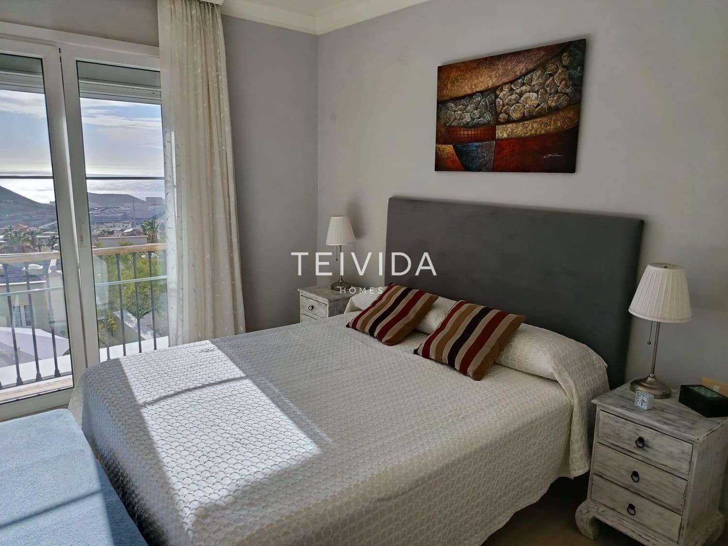 2 slaapkamer Huis te koop in Chayofa met garage - € 465.000 (Ref: 9650429)