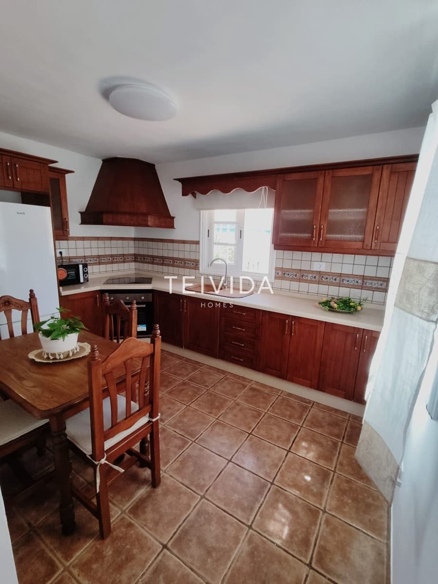 2 slaapkamer Huis te huur in Callao Salvaje met zwembad garage - € 1.900 (Ref: 9650430)