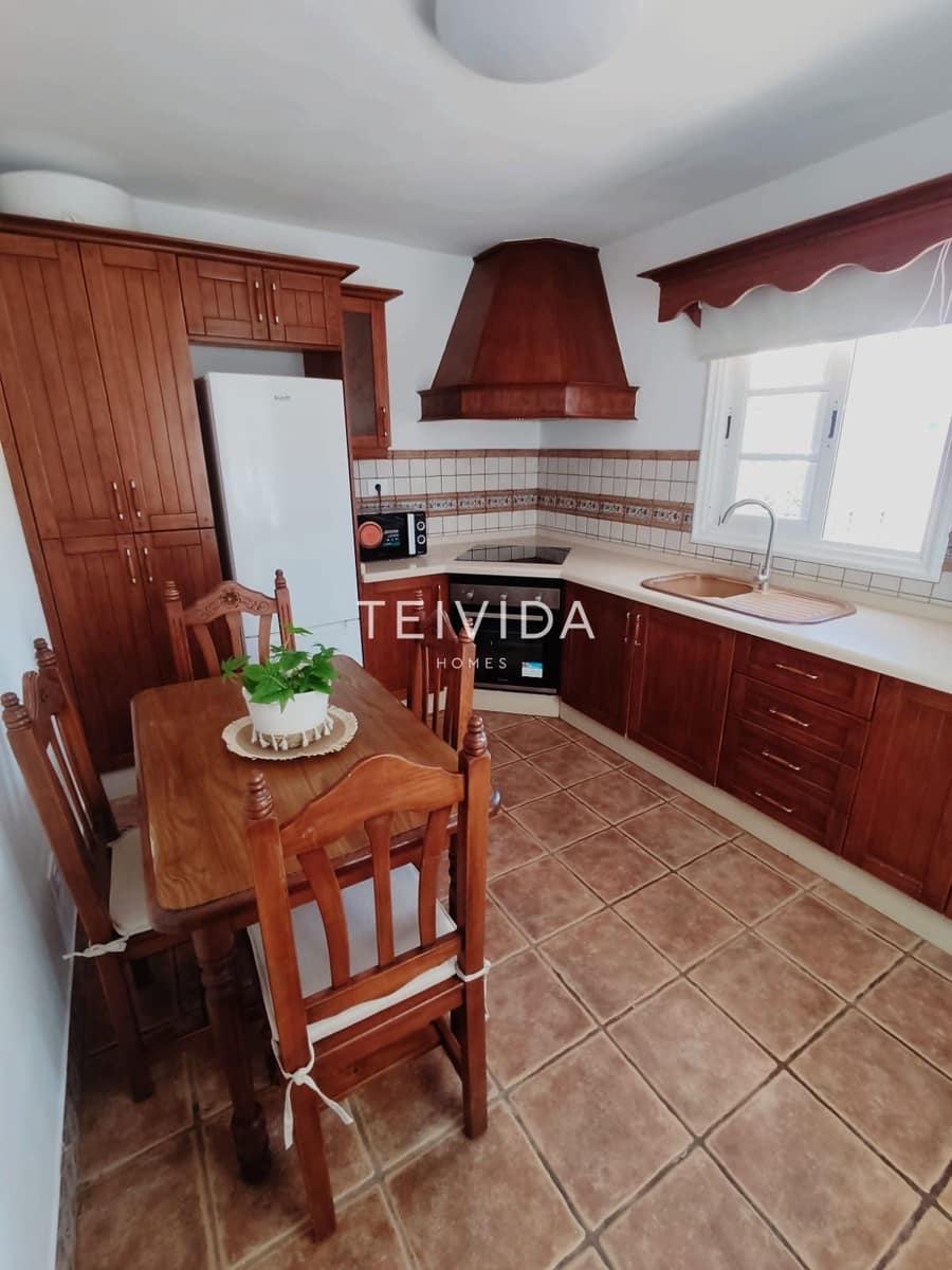 2 slaapkamer Huis te huur in Callao Salvaje met zwembad garage - € 1.900 (Ref: 9650430)